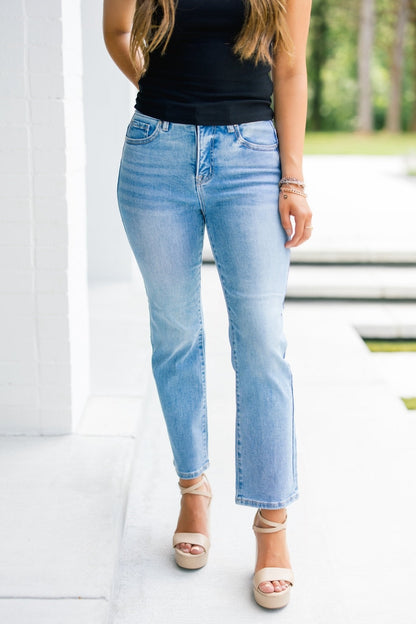 Move Over Medium Cropped Denim