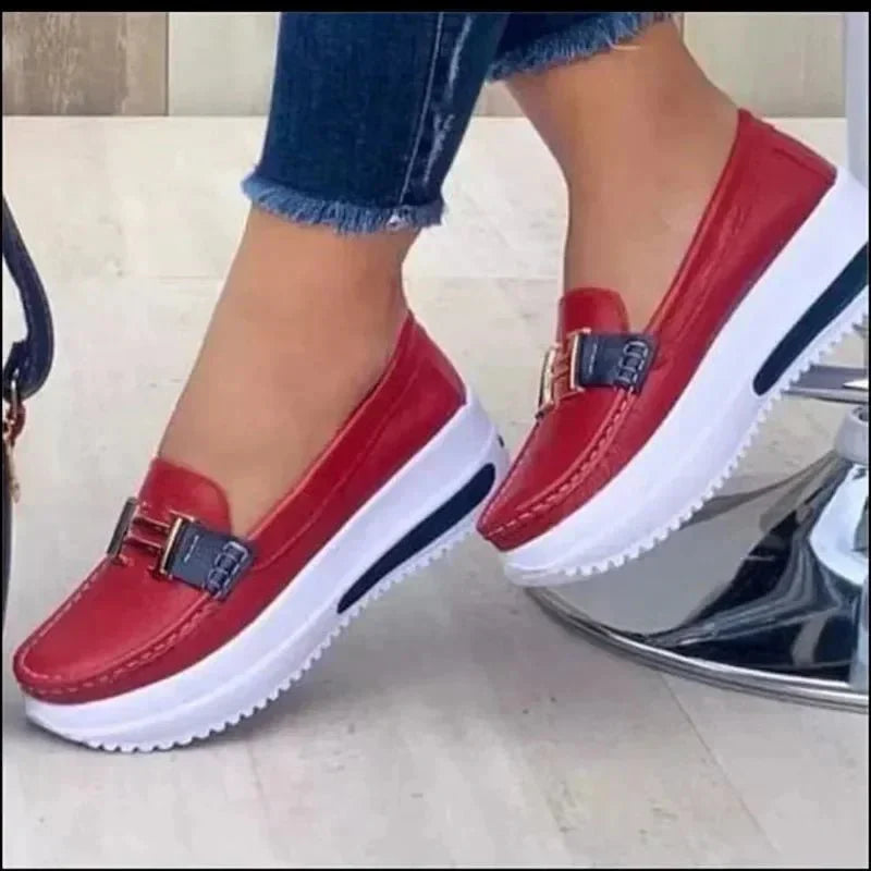 Red / 12